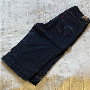 Levi's Dark Blue Capri Jeans